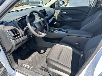 2026 Nissan Rogue SV (2026.5) Sport Utility 4D