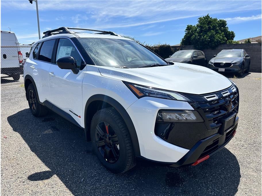 2026 Nissan Rogue SV (2026.5) Sport Utility 4D