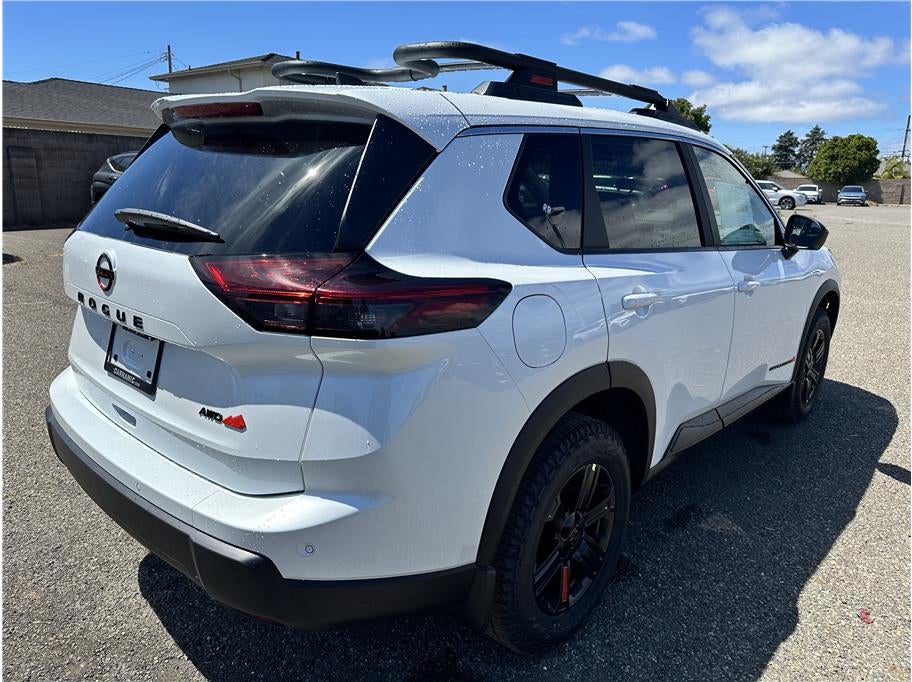 2026 Nissan Rogue SV (2026.5) Sport Utility 4D