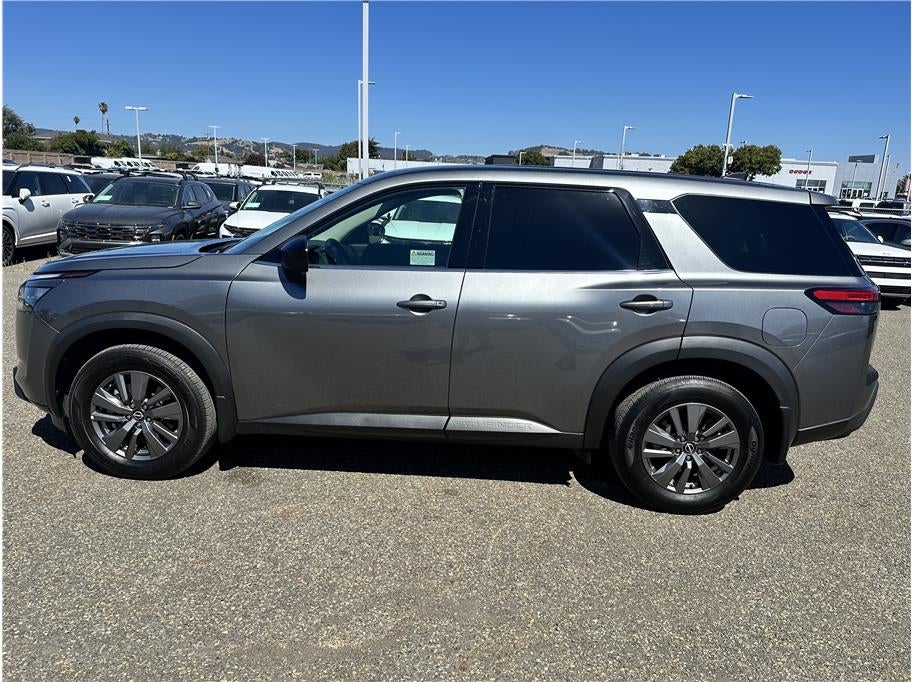 2025 Nissan Pathfinder S Sport Utility 4D