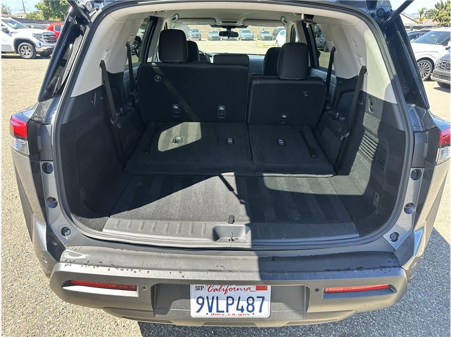 2025 Nissan Pathfinder S Sport Utility 4D