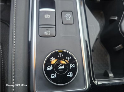 2025 Nissan Pathfinder SV Sport Utility 4D