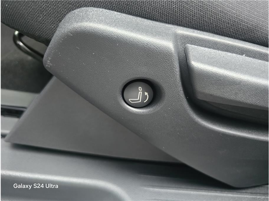 2025 Nissan Pathfinder SV Sport Utility 4D