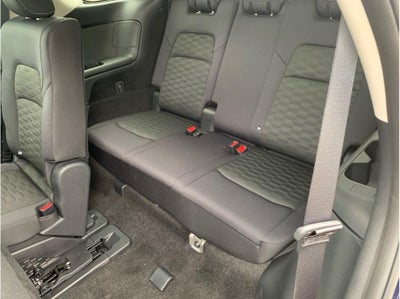 2026 Nissan Pathfinder SV Sport Utility 4D