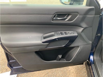 2026 Nissan Pathfinder SV Sport Utility 4D