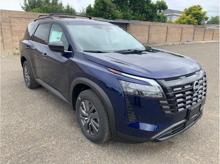 2026 Nissan Pathfinder SV Sport Utility 4D