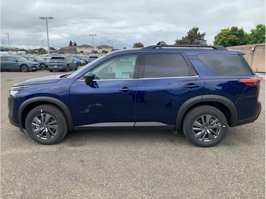 2026 Nissan Pathfinder SV Sport Utility 4D