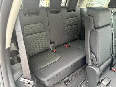 2026 Nissan Pathfinder SV Sport Utility 4D