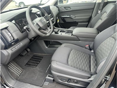 2026 Nissan Pathfinder SV Sport Utility 4D