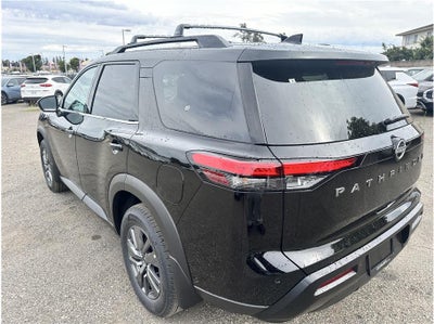 2026 Nissan Pathfinder SV Sport Utility 4D