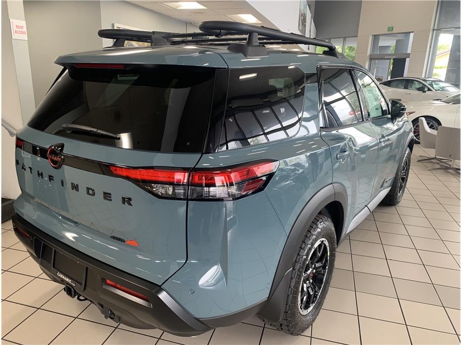 2026 Nissan Pathfinder SV Sport Utility 4D