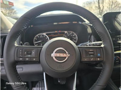 2025 Nissan Pathfinder SL Sport Utility 4D