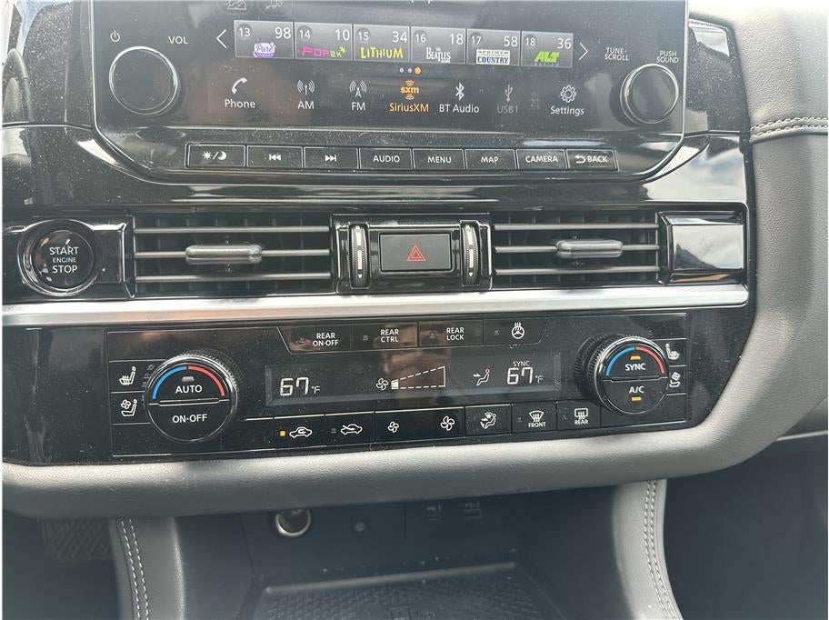 2025 Nissan Pathfinder Platinum Sport Utility 4D