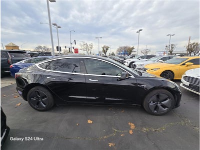 2019 Tesla Model 3 Standard Range Sedan 4D