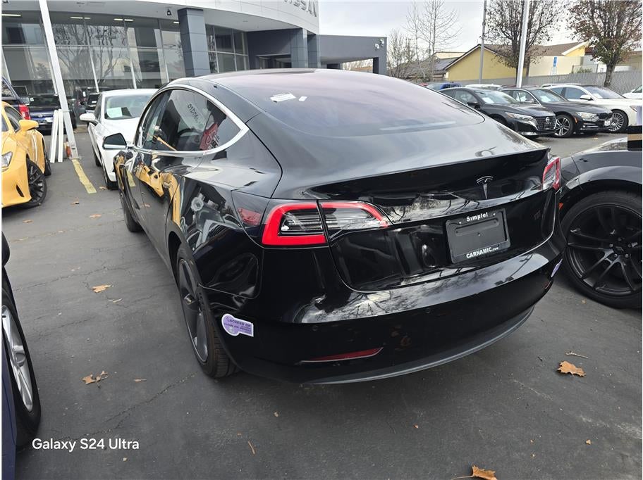 2019 Tesla Model 3 Standard Range Sedan 4D