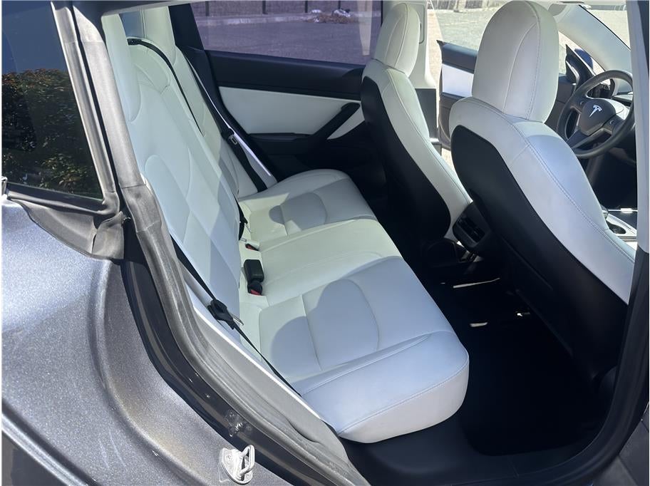 2021 Tesla Model 3 Standard Range Plus Sedan 4D