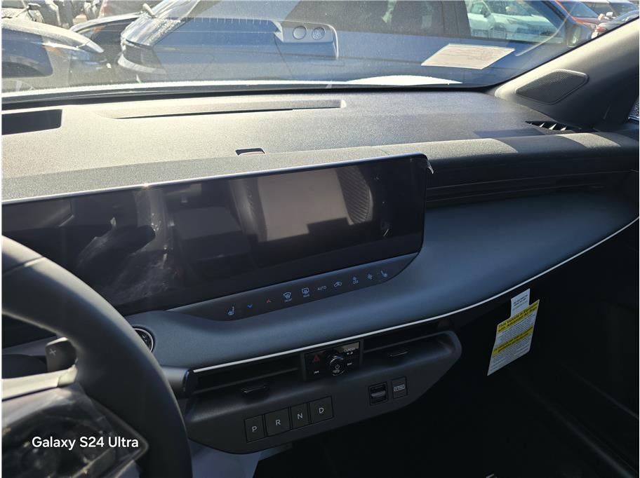 2026 Nissan LEAF PLATINUM PLUS Hatchback 4D