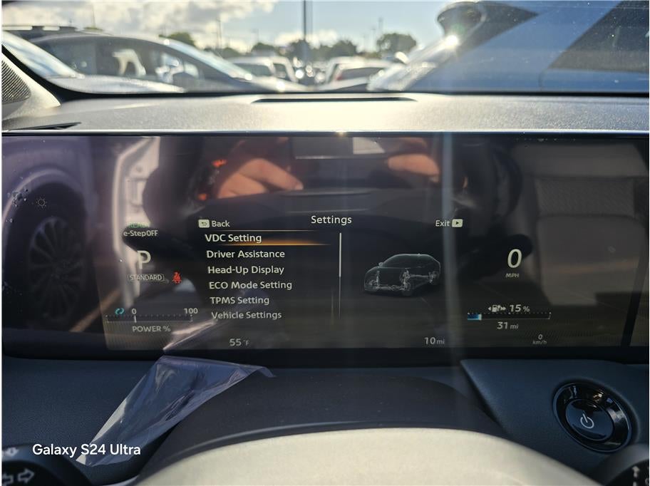 2026 Nissan LEAF PLATINUM PLUS Hatchback 4D