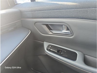 2026 Nissan LEAF PLATINUM PLUS Hatchback 4D