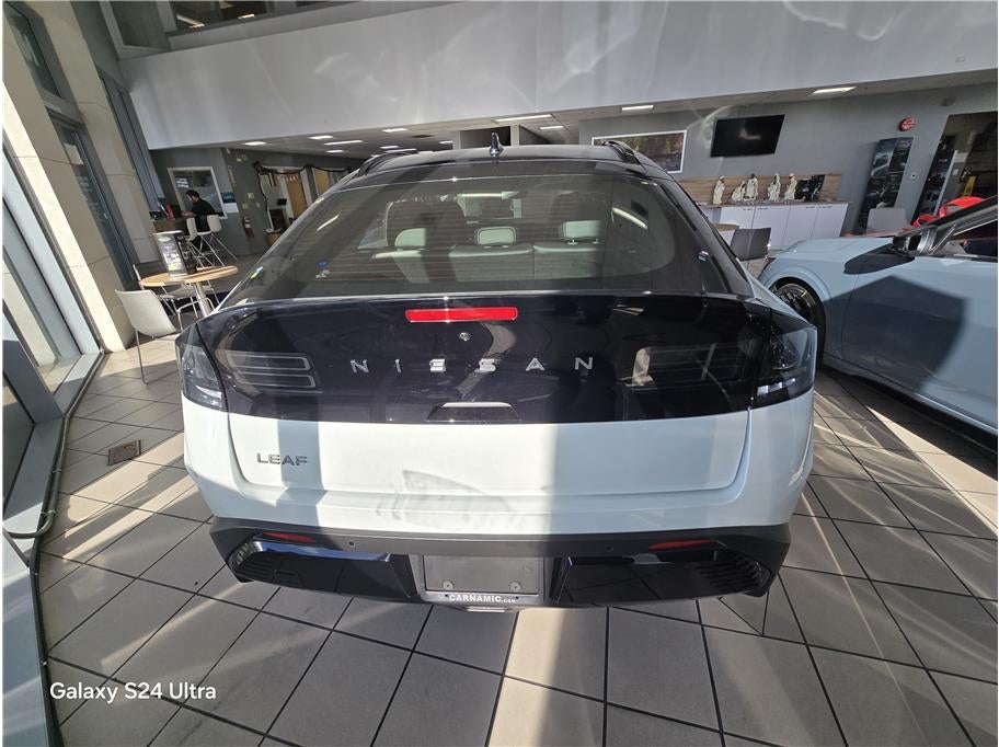 2026 Nissan LEAF PLATINUM PLUS Hatchback 4D