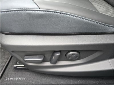 2026 Nissan LEAF PLATINUM PLUS Hatchback 4D