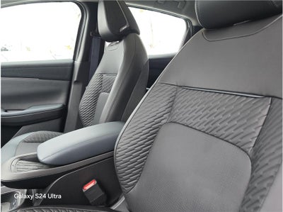 2026 Nissan LEAF PLATINUM PLUS Hatchback 4D