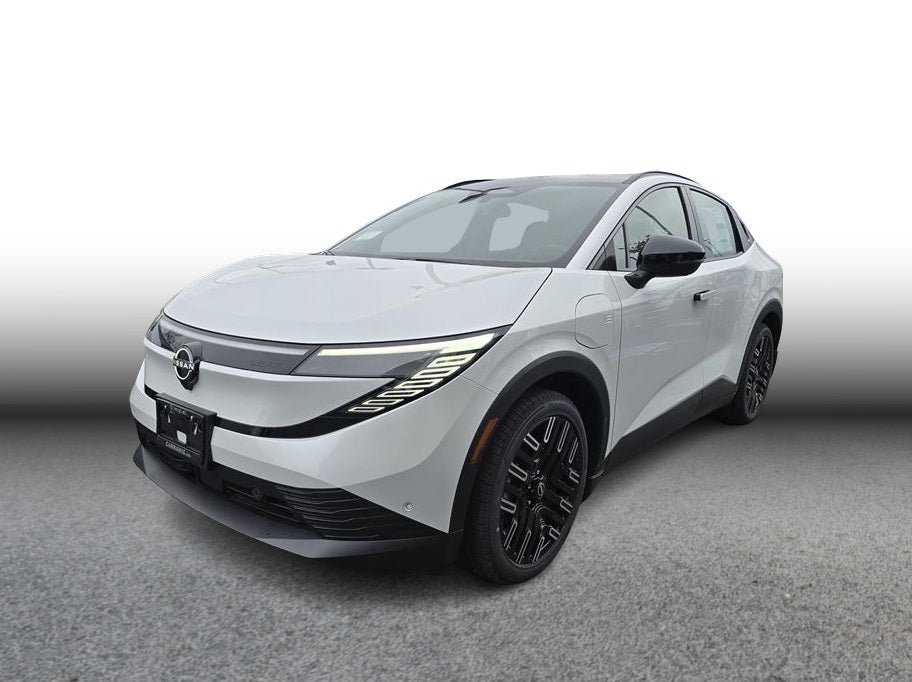 2026 Nissan LEAF PLATINUM PLUS Hatchback 4D