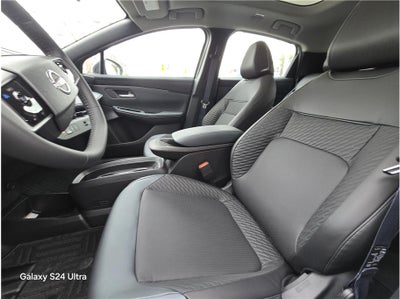 2026 Nissan LEAF PLATINUM PLUS Hatchback 4D