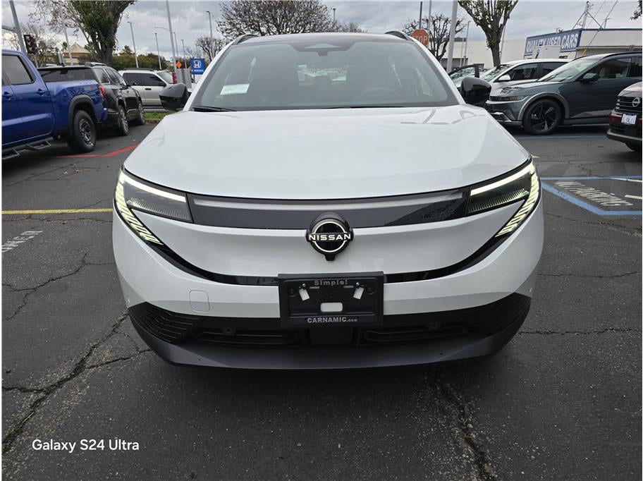 2026 Nissan LEAF PLATINUM PLUS Hatchback 4D