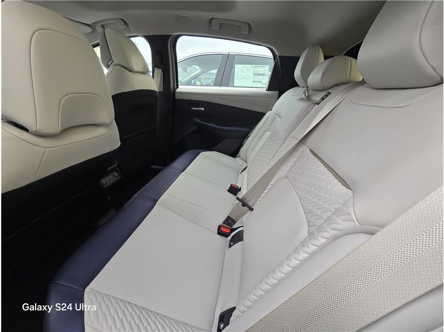 2026 Nissan LEAF PLATINUM PLUS Hatchback 4D