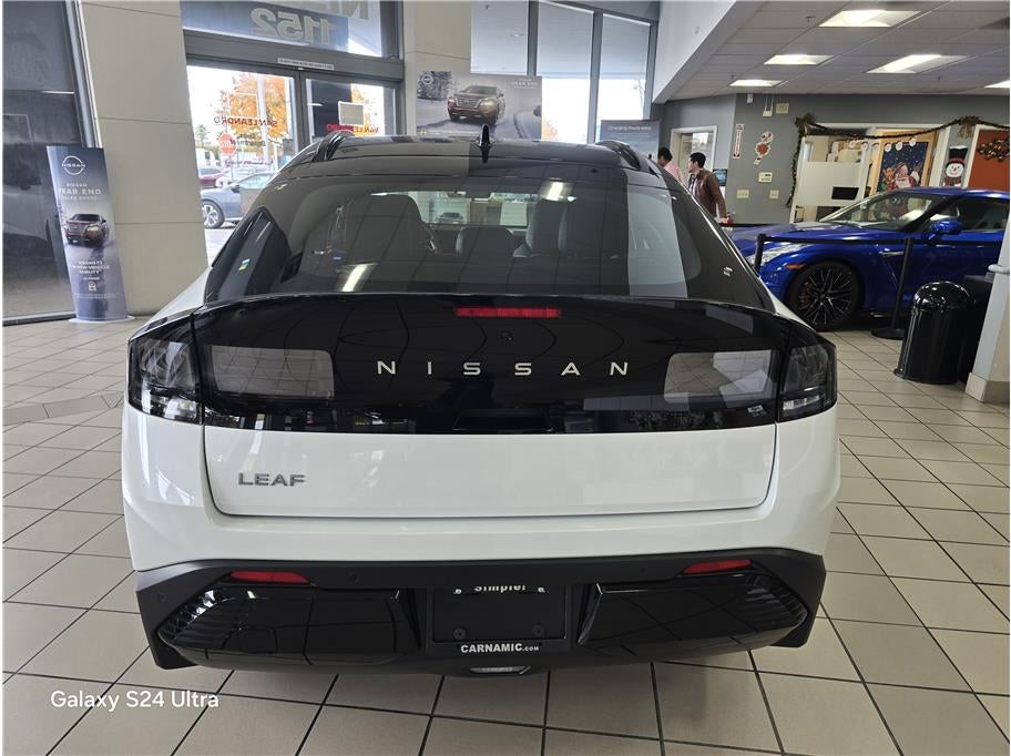 2026 Nissan LEAF PLATINUM PLUS Hatchback 4D