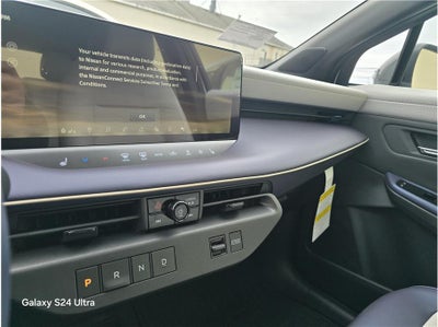 2026 Nissan LEAF PLATINUM PLUS Hatchback 4D