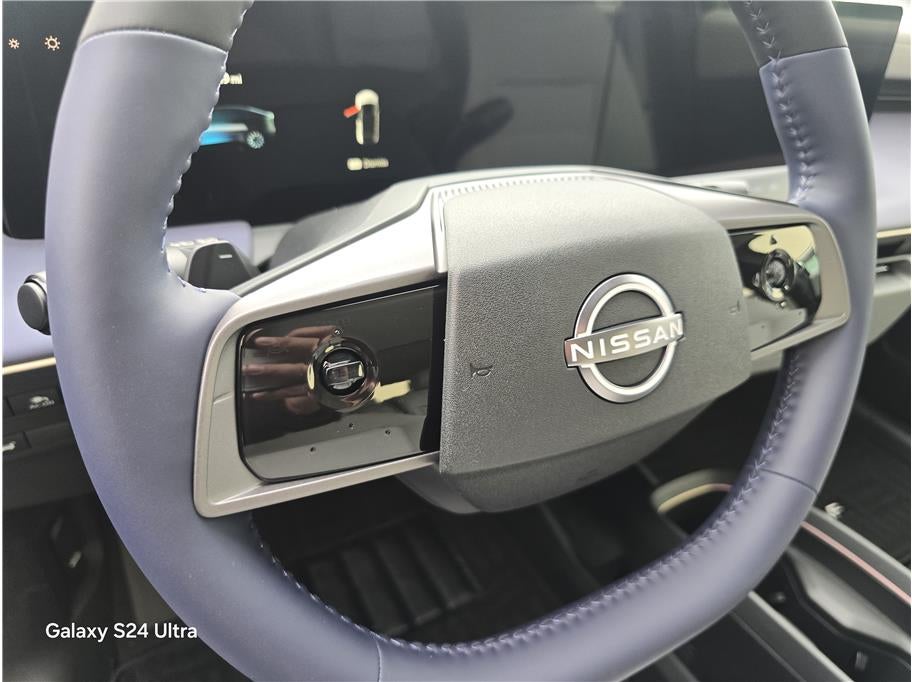 2026 Nissan LEAF PLATINUM PLUS Hatchback 4D