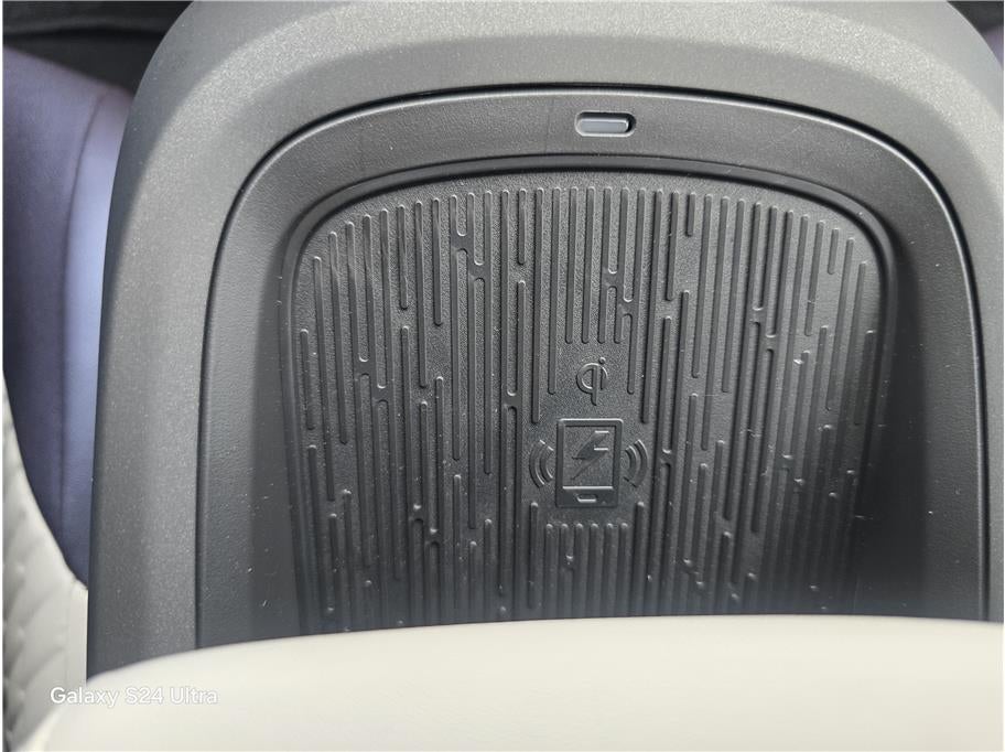 2026 Nissan LEAF PLATINUM PLUS Hatchback 4D