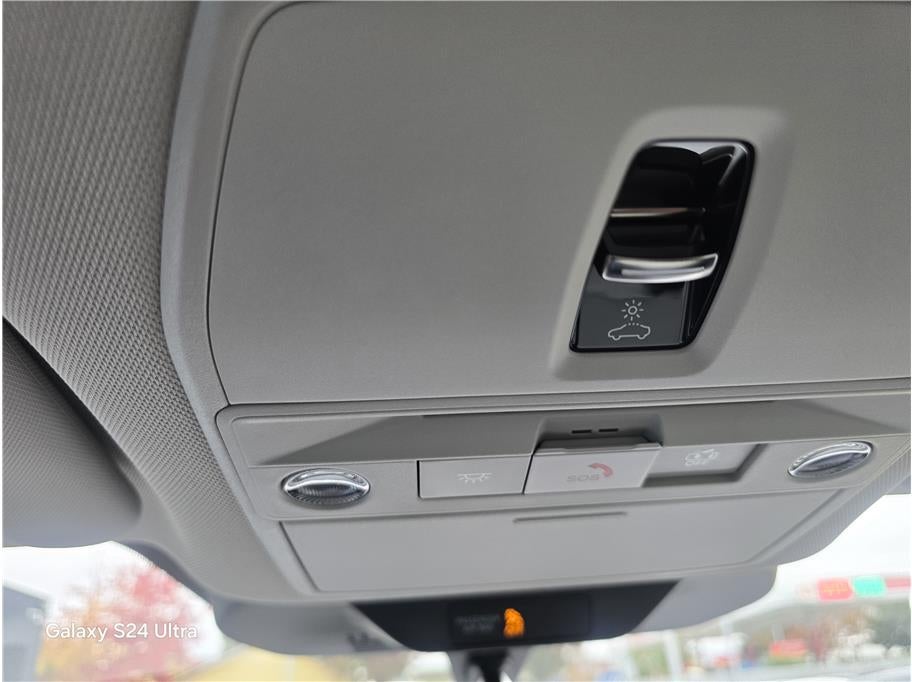 2026 Nissan LEAF PLATINUM PLUS Hatchback 4D