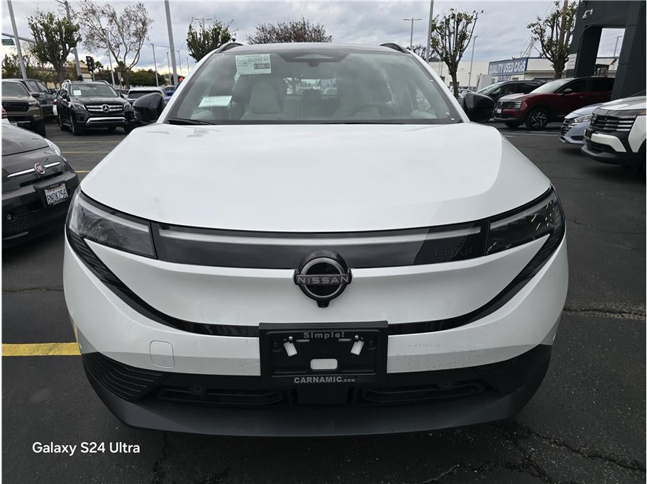 2026 Nissan LEAF PLATINUM PLUS Hatchback 4D