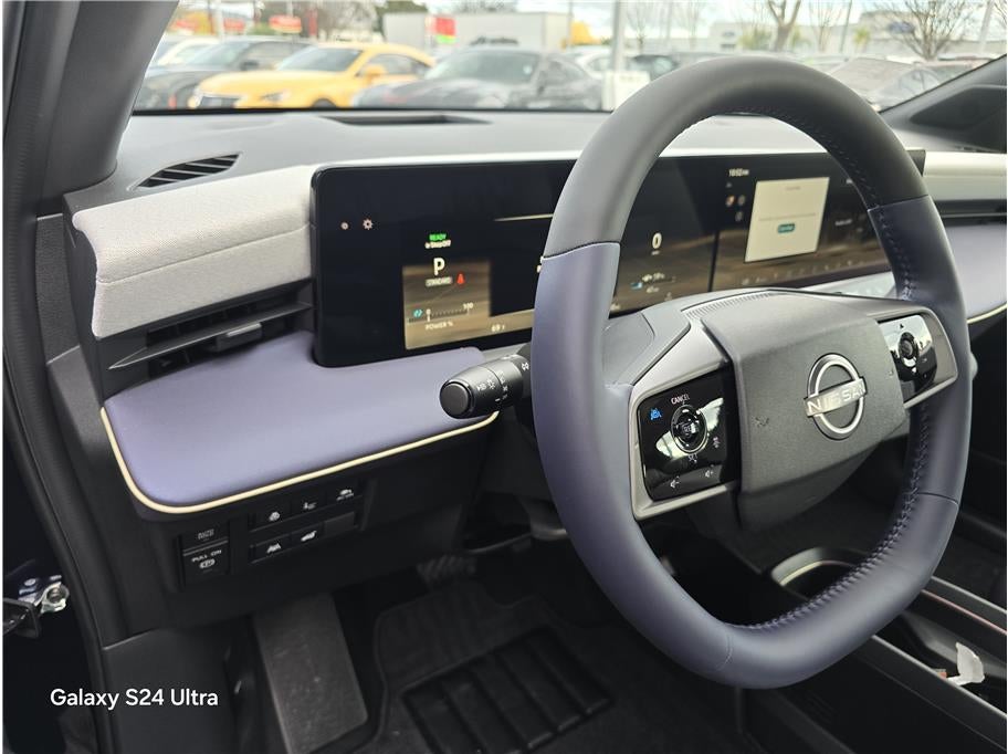 2026 Nissan LEAF PLATINUM PLUS Hatchback 4D