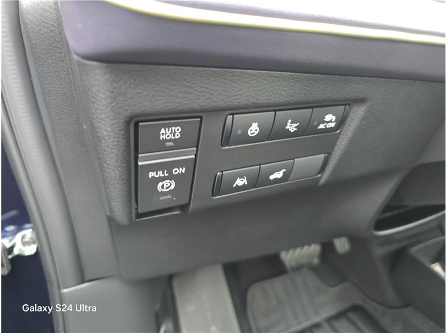 2026 Nissan LEAF PLATINUM PLUS Hatchback 4D