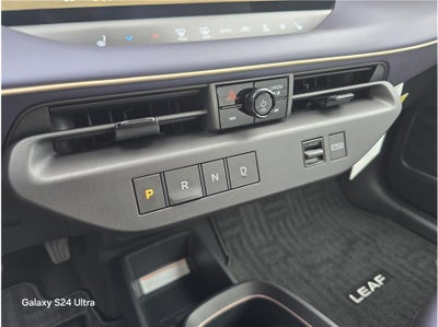 2026 Nissan LEAF PLATINUM PLUS Hatchback 4D