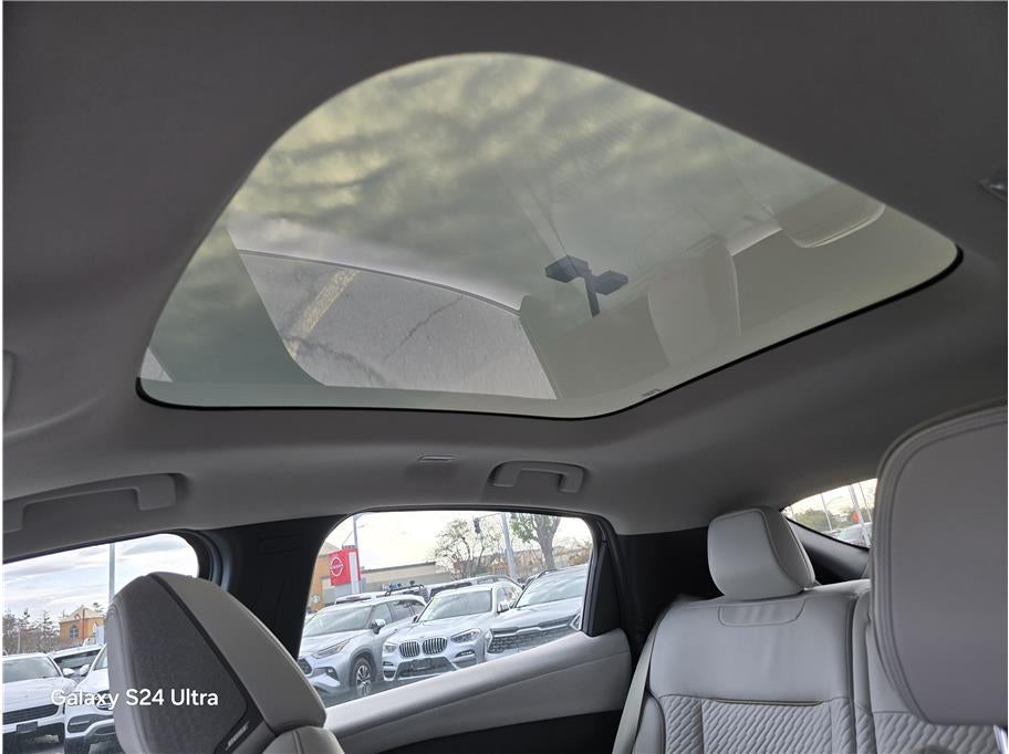 2026 Nissan LEAF PLATINUM PLUS Hatchback 4D