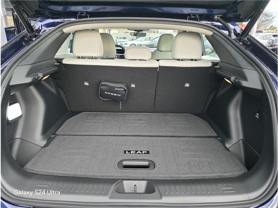 2026 Nissan LEAF PLATINUM PLUS Hatchback 4D