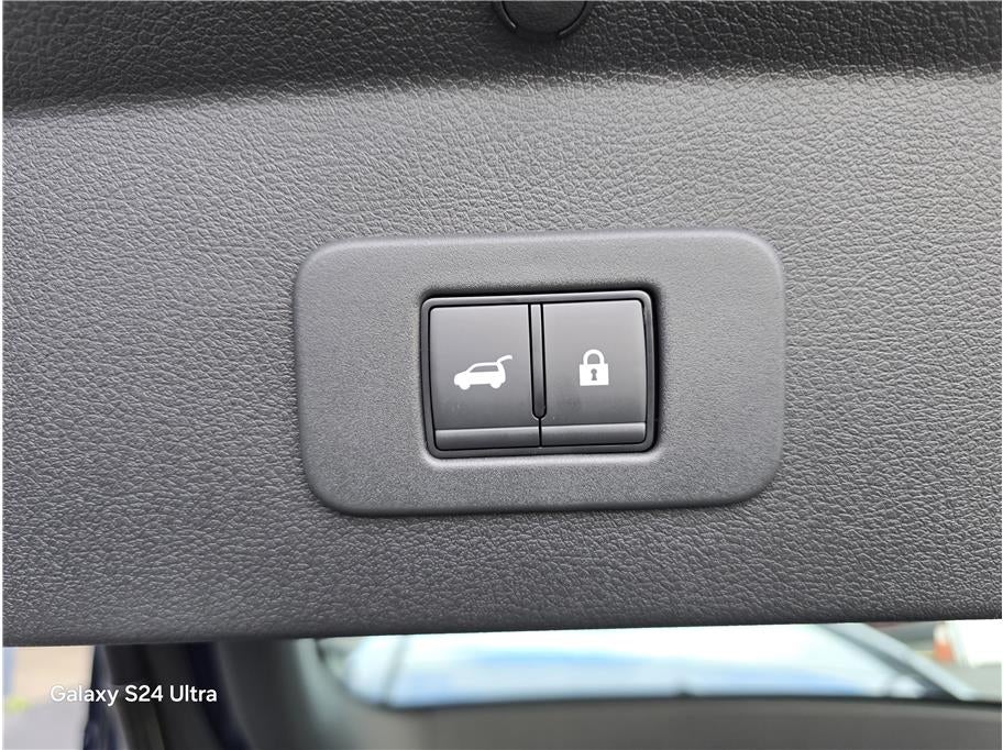 2026 Nissan LEAF PLATINUM PLUS Hatchback 4D