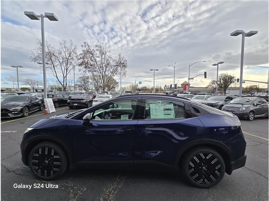 2026 Nissan LEAF PLATINUM PLUS Hatchback 4D