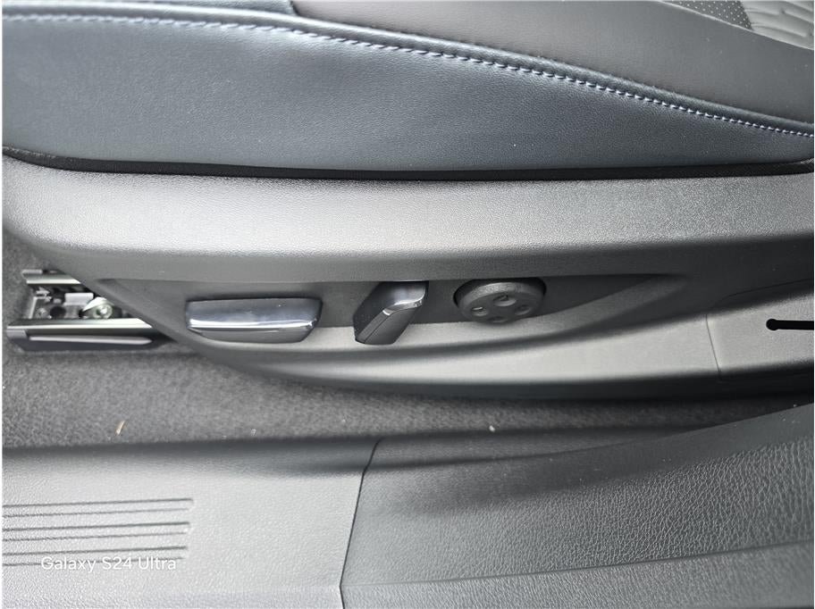 2026 Nissan LEAF PLATINUM PLUS Hatchback 4D