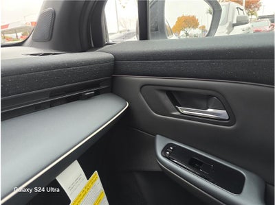 2026 Nissan LEAF PLATINUM PLUS Hatchback 4D