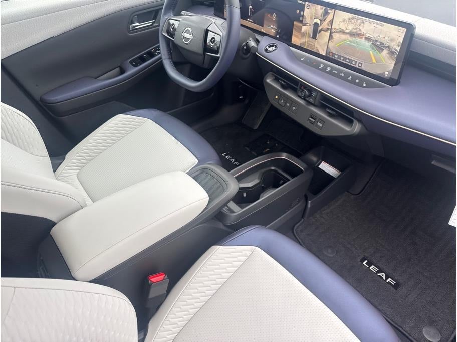 2026 Nissan LEAF PLATINUM PLUS Hatchback 4D