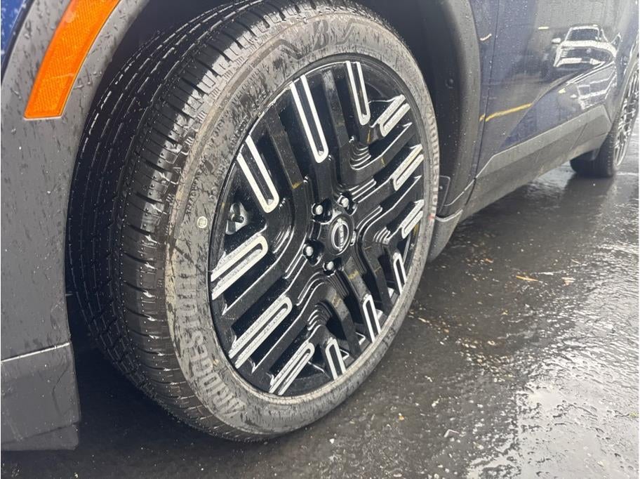 2026 Nissan LEAF PLATINUM PLUS Hatchback 4D