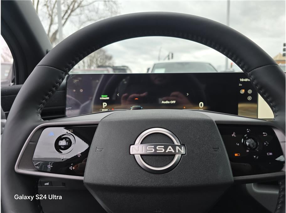 2026 Nissan LEAF PLATINUM PLUS Hatchback 4D