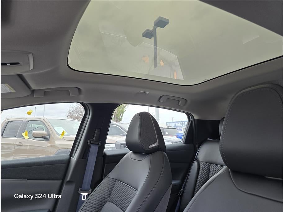 2026 Nissan LEAF PLATINUM PLUS Hatchback 4D