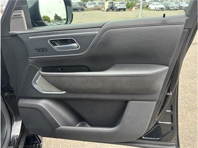 2025 INFINITI QX80 SENSORY Sport Utility 4D